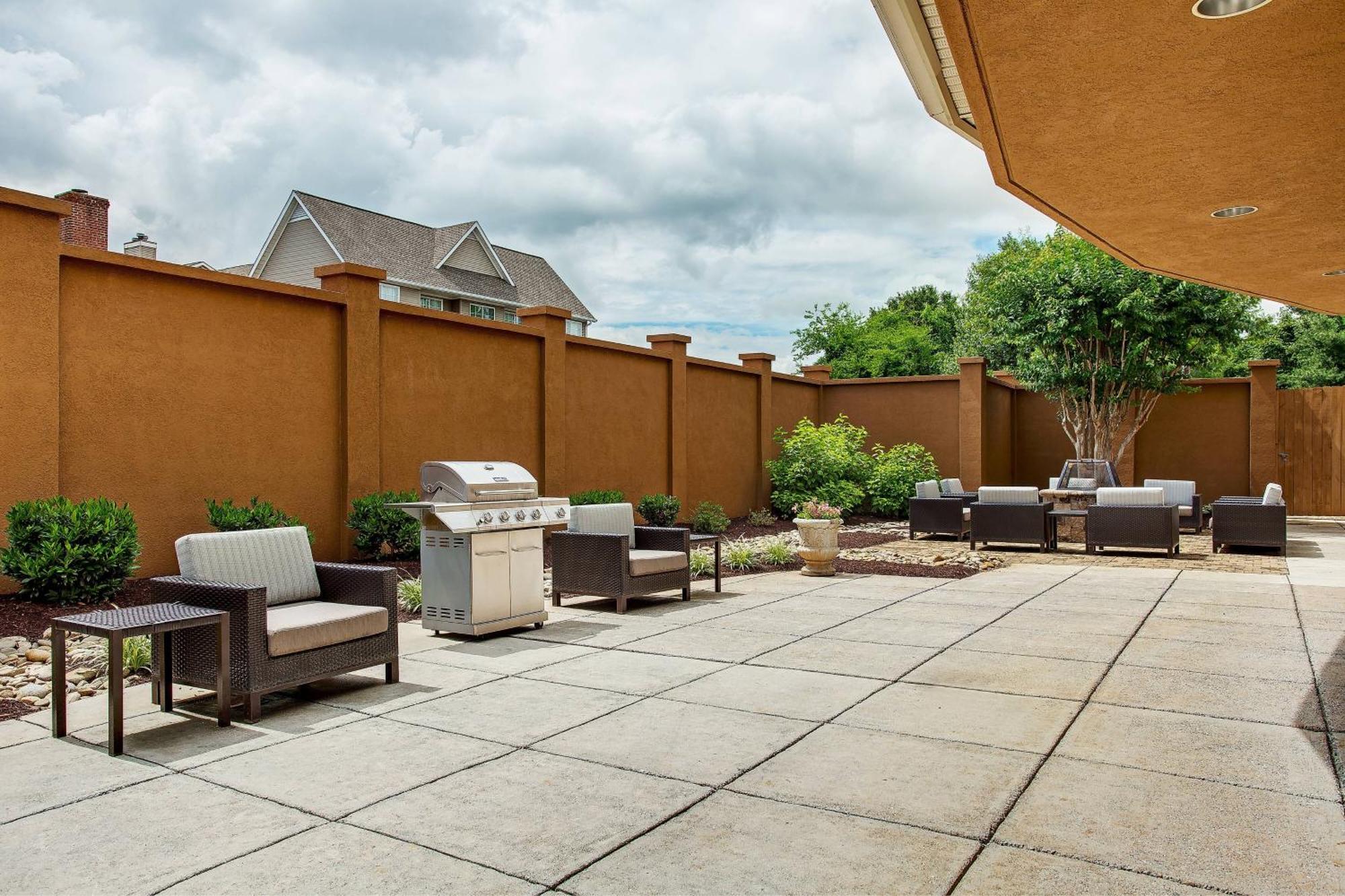 Courtyard Knoxville Cedar Bluff Eksteriør billede